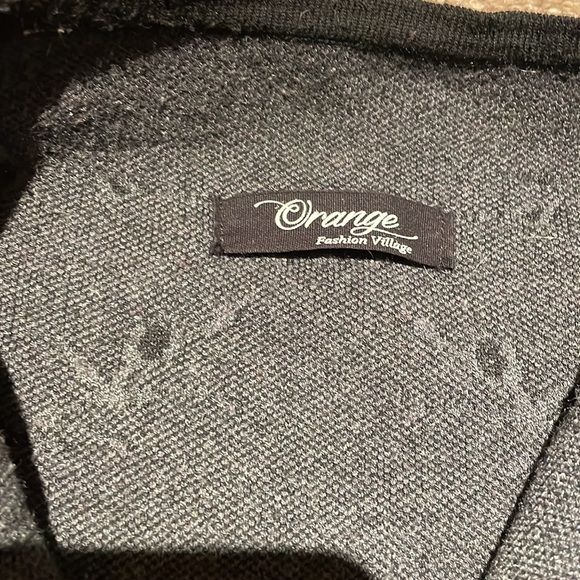 Sweater - Picture 2 of 3